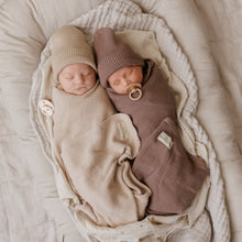 Load image into Gallery viewer, Luxe Collection 100% Organic Cotton Luxury Knit Baby Blanket + Hat Set with Gift Box