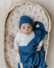 Load image into Gallery viewer, Luxe Collection 100% Organic Cotton Luxury Knit Baby Blanket + Hat Set with Gift Box