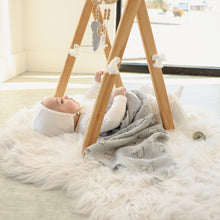 Load image into Gallery viewer, Heart Knit Baby Blanket